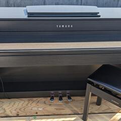 🍑岡山全域〜鳥取市まで配達無料！送料込みYAMAHA 電子ピアノ CLP-635 2020年購入ほぼ新品＆激美品②

ジモティーのみ激安販売！

平日なら即配達可能！