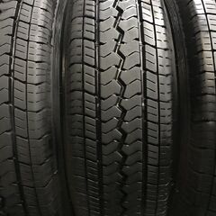 TOYO V-02e 195/80R15 107/105L LT 15インチ 夏タイヤ 4本 23年製 バリ溝 ハイエース キャラバン等　(VTP858)クレジットカード QRコード決済可能