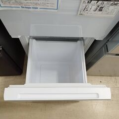 Hisense ﾊｲｾﾝｽ  ハイセンス　冷蔵庫 HR-G13A　ホワイト クリーニング済 堺市 石津 2019年製 一人暮らし　新生活　冷蔵庫 134L ガラストップ 高年式 クリーニング済 堺市 石津【ジャングルジャングルサカイ石津店