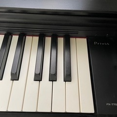 【美品】簡易クリーニング後、引き渡します。電子ピアノ　CASIO...