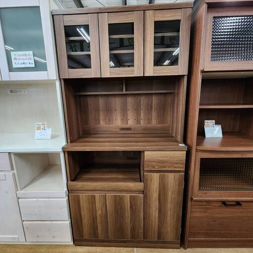 商談中【愛品倶楽部柏店】Walsh 3枚扉キッチンボード