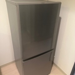 AQUA 冷蔵庫 126L 美品です