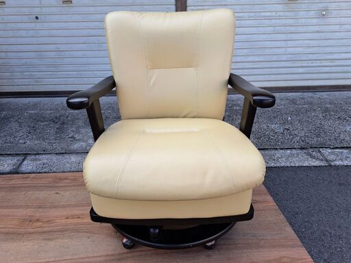 ニトリダイニングチェアレベント