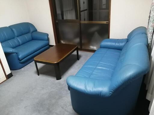 3人掛けのソファー + 2人掛けソファー2台＋テーブルセット　2層式洗濯機