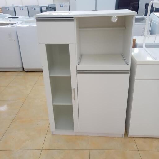 再入荷】食器棚、キッチン収納 ☆ジモティ割あり☆ レンジ台 白 H119×