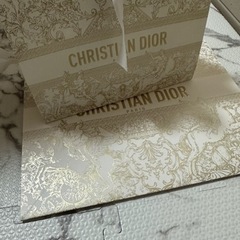 Dior クリスマスコフレ　ファンデーションケース