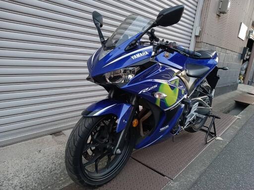 ヤマハ YZF-R25 モビスターエディション