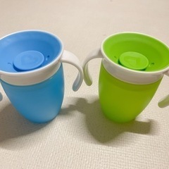 【美品】マンチキン ミラクルカップ こぼれないコップ ２つセット