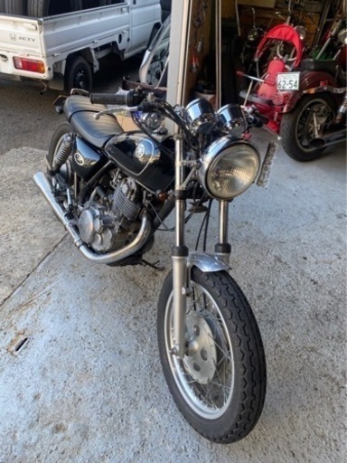 4気筒興味あり！1JR 車検令和7年8月まで sr400 不具合なし ブラットバーハンドル 4気筒興味あり！1JR 車検令和7年8月まで sr400 不具合なし