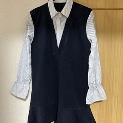 ニットシャツ裾のフレアーデザインワンピース