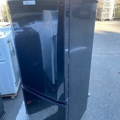 福岡市内配送設置無料　MR-P15A-B 冷蔵庫 サファイアブラック [2ドア /右開きタイプ /146L]