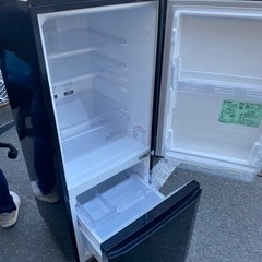 福岡市内配送無料　MR-P15A-B 冷蔵庫 サファイアブラック [2ドア /右開きタイプ /146L]！