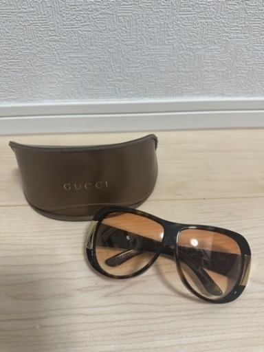 GUCCIサングラス