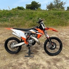 【ネット決済】値下げ！高年式走行少2021年式 KTM 125s...