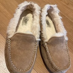 UGG モカシン　24センチ