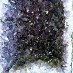 ☆アメジストドーム 紫水晶 高さ300mm 奥行135mm 幅285mm 質量約6.5Kg パワーストーン 財運 浄化作用 風水 ヒーリング効果 アメシストドーム 札幌 北20条店