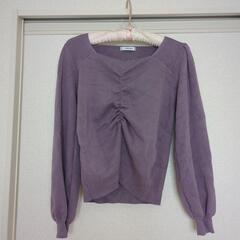 INGNIの薄紫のセーター