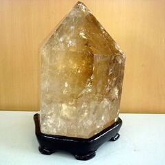 ☆スモーキークォーツ 六角柱 煙水晶 幅250mm 奥行210mm 高さ330mm 質量約20Kg 台座付き パワーストーン 浄化 開運 札幌 北20条店