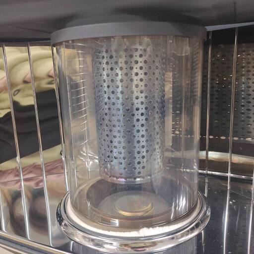 トヨトミ 2022年製  煙突式ストーブ 半密閉式 石油ストーブ HR-V65M 木造17畳/コンクリート27畳 暖房 冬 暖か 札幌 東区 トヨトミ 2022年製 煙突式ストーブ 半密閉式 石油ストーブ HR-V65M