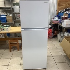 YAMADA  ヤマダ  冷蔵庫　YRZ-F23E1  2018年製  225L