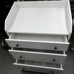 IKEA 3段チェスト HAUGA 幅70×奥行46×高さ84㎝ 収納家具 箪笥 ホワイト 衣類収納  札幌市 西岡店 IKEA 3段チェスト HAUGA 幅70×奥行46×高さ84㎝ 収納