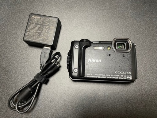 防水カメラ Nikon COOLPIX W300