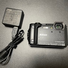 防水カメラ Nikon COOLPIX W300