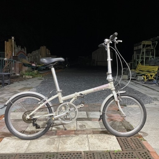【Ｙ1268】折り畳み　DAHON 20インチ　後タイヤ新品　22,660円（防犯・税込）