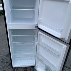 💁‍♀️☘️大阪市から阪南市まで配達設置無料💁‍♀️冷蔵庫138L🍀保証有り