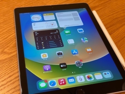 iPad 第5世代 128GB WiFi キーボード付きカバーのおまけ付き iPad WIFI