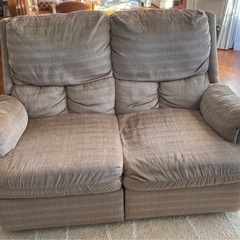 アメリカンソファの中古が安い！激安で譲ります・無料であげます  