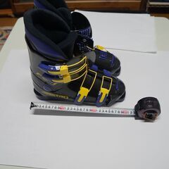 スキー靴２７ｃｍ中古品