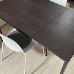 IKEA ヴァングスタ 伸長式テーブル　120cm