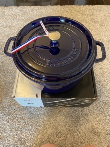 ストウブ　staub 26㎝ホーロー鍋　ネイビー
