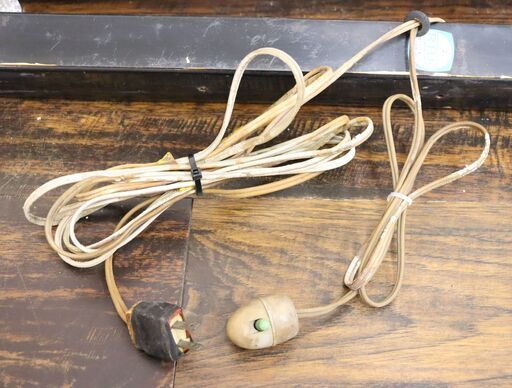 ジモ取引終了10/14】≪ZU711ジ≫ 点灯OK サインポール 壁付け型 店舗  