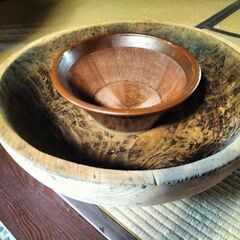 こね鉢とすり鉢のセットです。