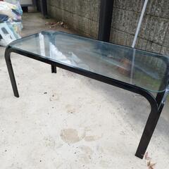 【決定済】ガラス　ローテーブル　黒　幅約1m