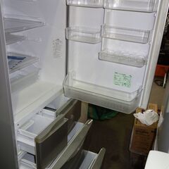 お取引中 63【キレイめ】SANYO 5ドア冷蔵庫 354L
