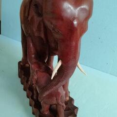 象の木彫