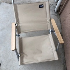 アウトドア　折り畳み椅子　リクライニング　ローチェア