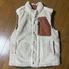 【値下げ中！新品未使用】patagonia リバーシブルベスト（メンズ）