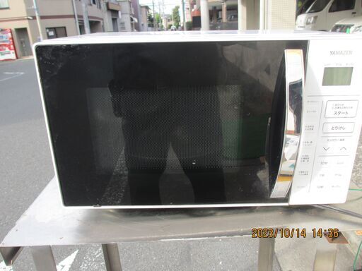 東芝：電子レンジ：２０１９年製：型MFM-S17A：ホワイト：良品