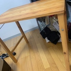 折りたたみテーブル【商談中】
