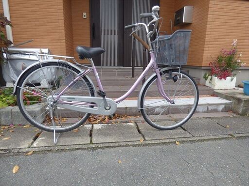 山形市　天童市　ママチャリ　ブリヂストン　　荷台付き　両脚スタンド　 ２6インチ　自転車整備士が整備