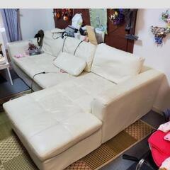 ③急募!!!今週土日引き取り可能な方!!!★ニトリ19万円本革ソファー★三人がけ