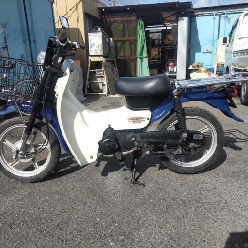 スズキ、バーディ50。4サイクル