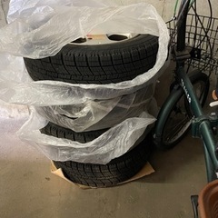 使用1シーズン9部山　日産純正ホイール付きスタッドレス　185/65/R15