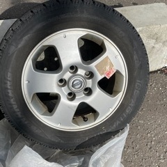 使用1シーズン9部山　日産純正ホイール付きスタッドレス　185/65/R15