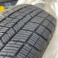 使用1シーズン9部山　日産純正ホイール付きスタッドレス　185/65/R15