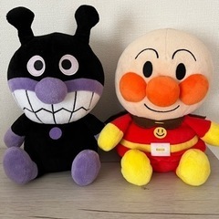 アンパンマン、バイキンマン　鈴入りぬいぐるみ